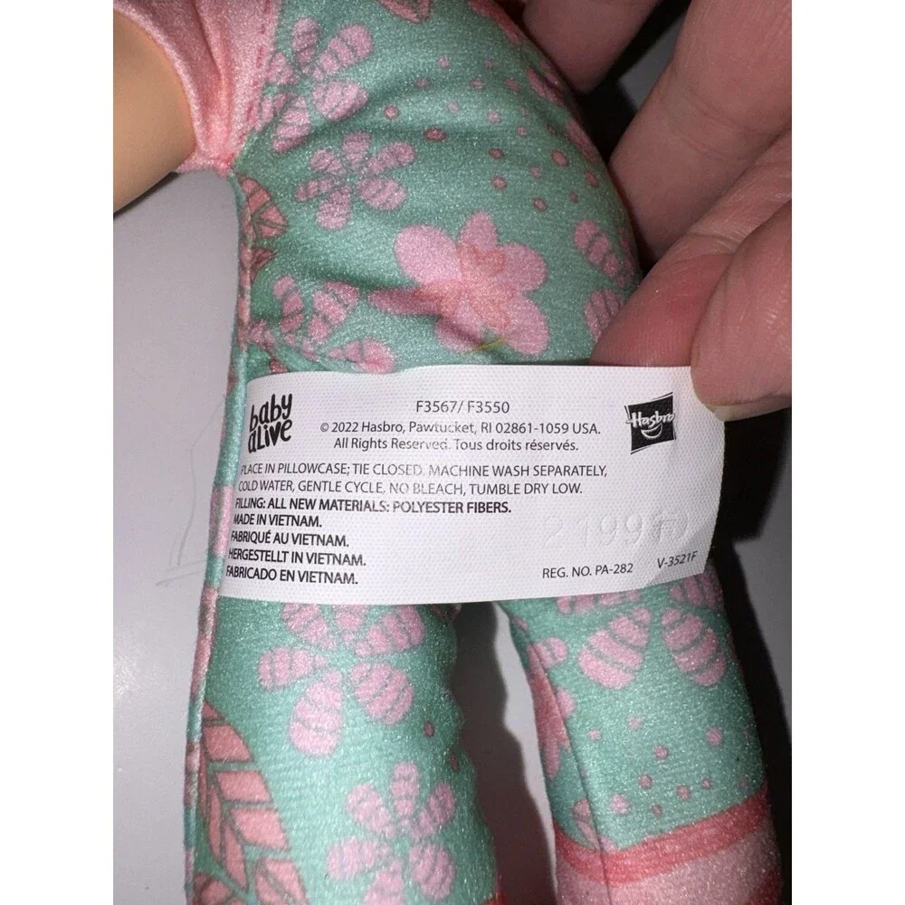 Baby Alive Sweet 'N Snugglier Baby Doll Blonde Hair Blue Eyes Flamingo Pajamas